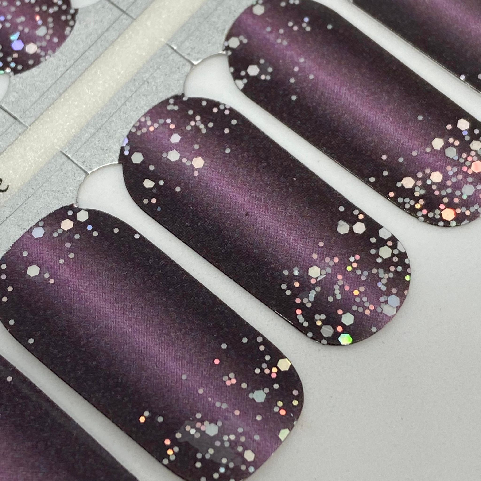 Aubergine – Purple Glitter Gel Nail Polish | 14 Day Manicure